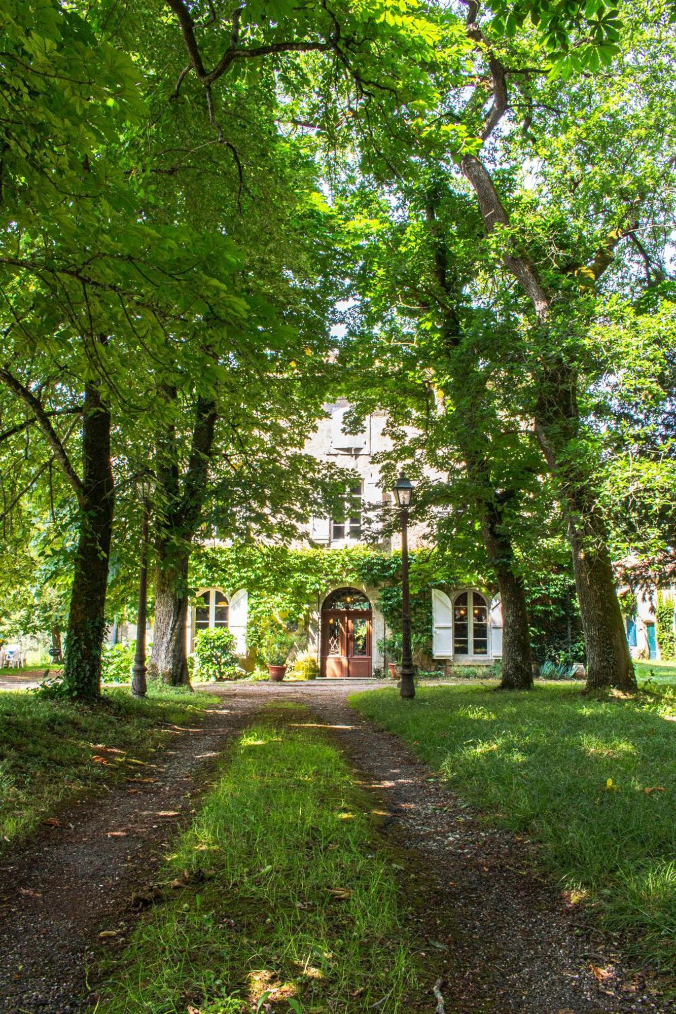 Chambres D'Hotes Dans Une Maison De Maitre A 5 Min Du Centre De Nérac Exteriör bild